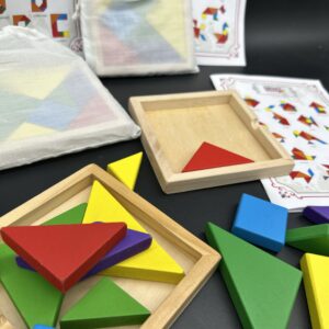 Drewniana gra logiczna Tangram – klasyczna rozrywka dla bystrzaków!
